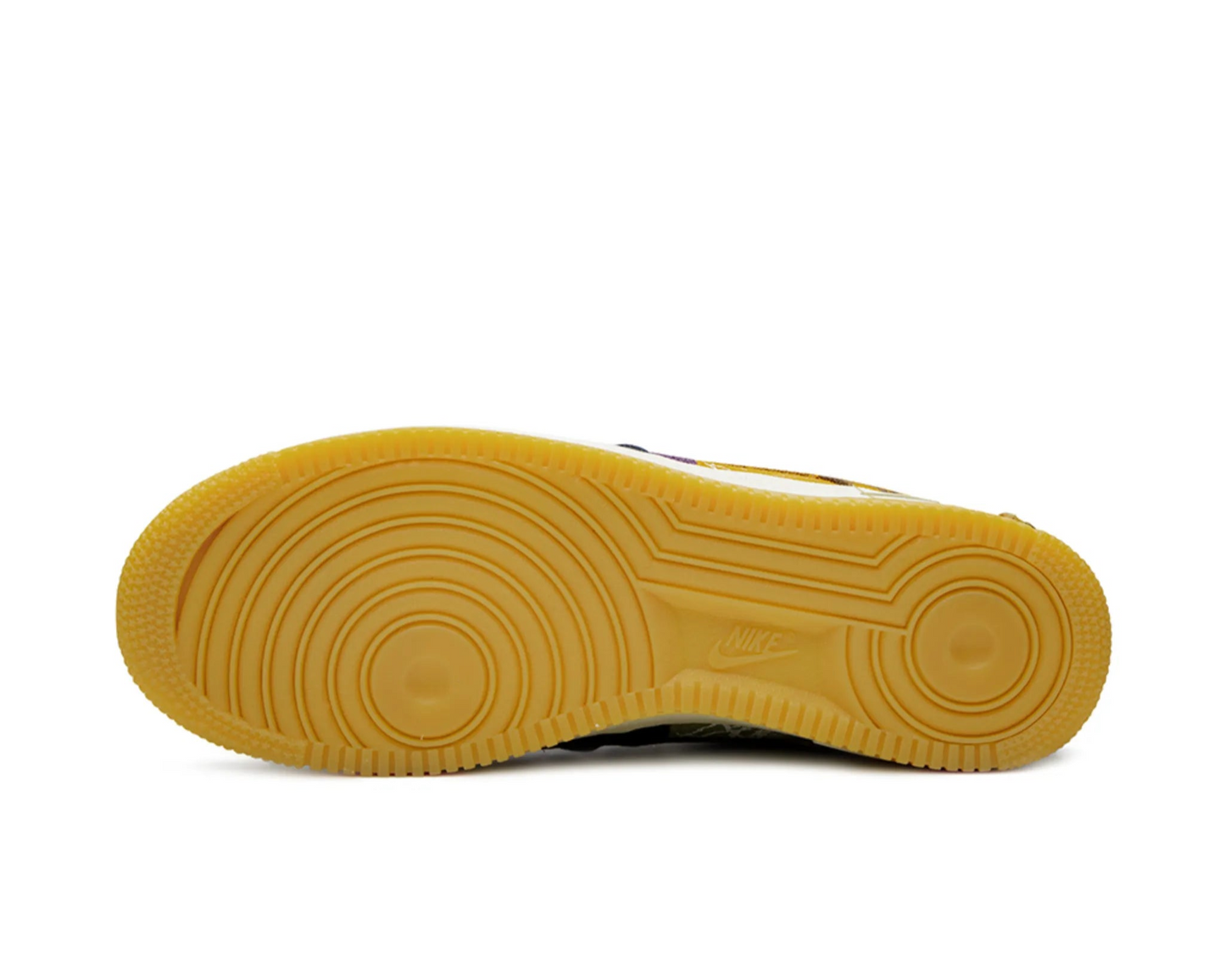 Nike x Travis Scott Air Force 1 Low „Fossil” – połączenie dziedzictwa i wysokiej klasy współpracy | Luxem Swiss