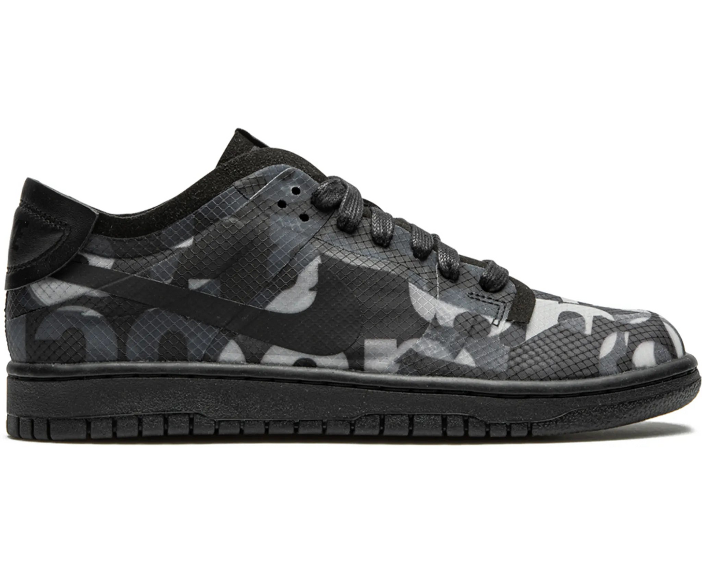 Buty sportowe Nike x Comme Des Garçons Dunk Low „Monogram Print”.