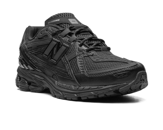 Buty sportowe New Balance 1906 „Tripple Black”