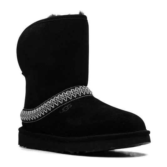 UGG Classic Crescent Boot “Black” – Premium Shearling Comfort | Luxem Swiss