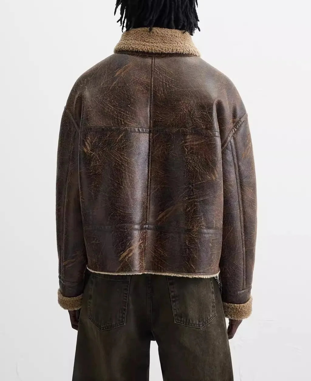 Kurtka pilotka z owczej skóry w stylu vintage