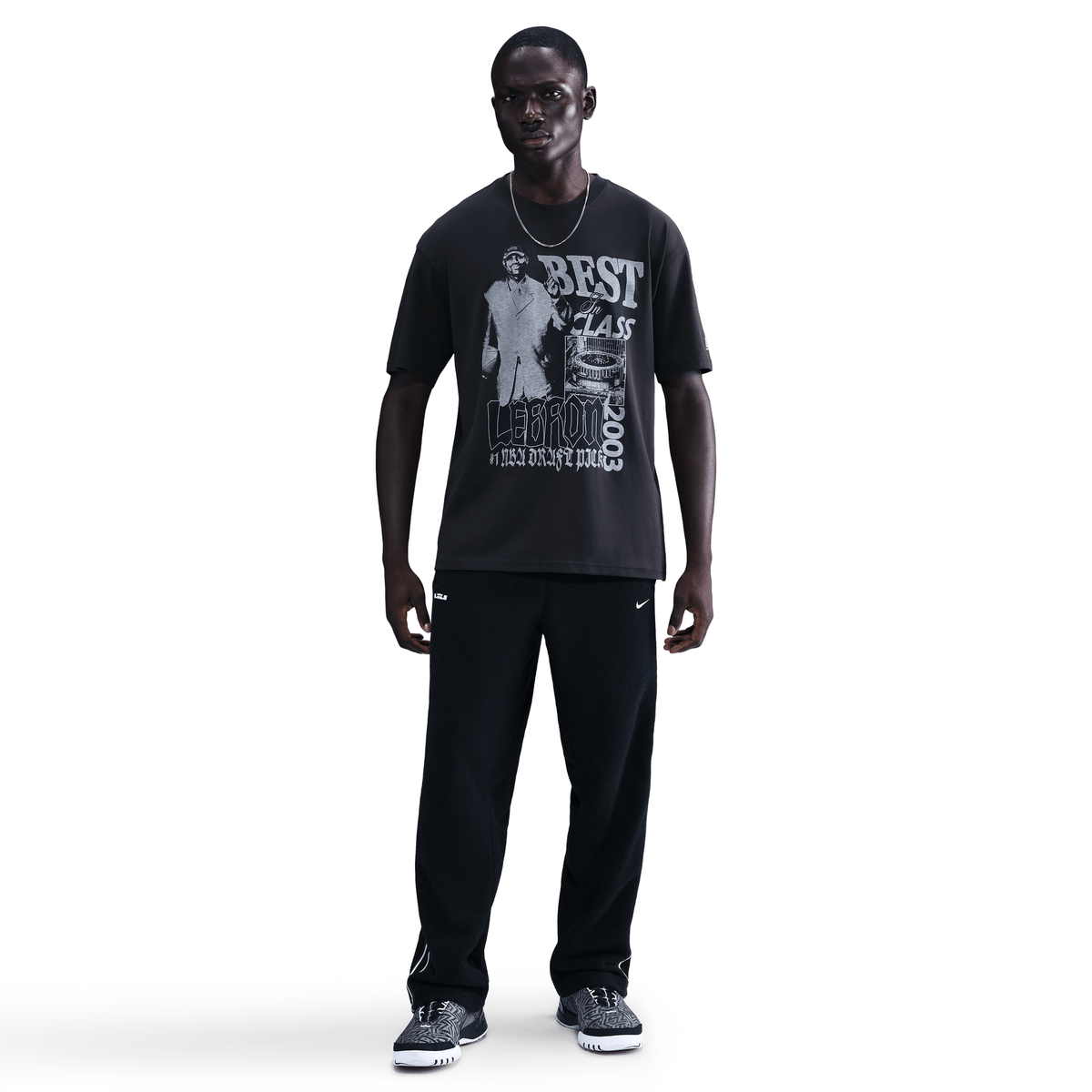 LeBron 'Best In Class' Men's Basketball T-Shirt Off-Noir – IH8542-045-XL – product image