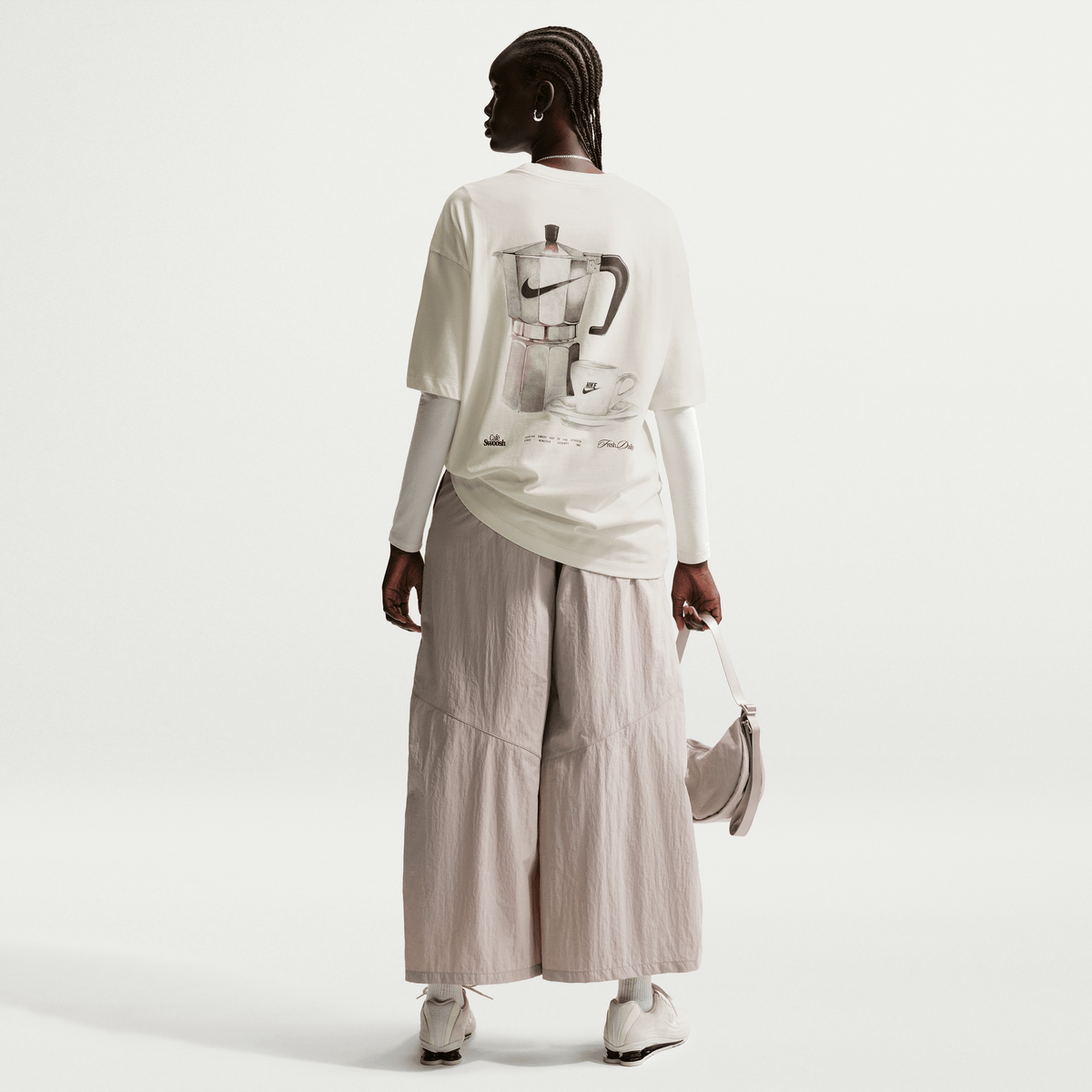 Nike Sportswear Classic Women's Oversized Short-Sleeve T-Shirt Sail/Dark Hazel/Dark Hazel – IQ1091-133-M – product view 2