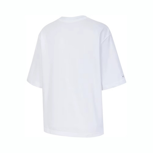 Koszulka damska Nike Classics Boxy Fit – biała (TFQ661-101)