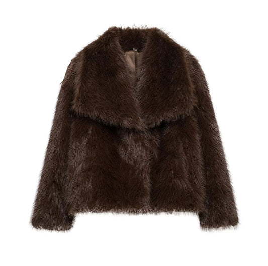 Plush Faux-Fur Short Winter Jacket – Elegant Warm Edition