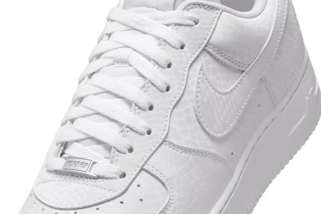 Kobe Bryant × Nike Air Force 1 Low “Triple White” – Luxem Swiss