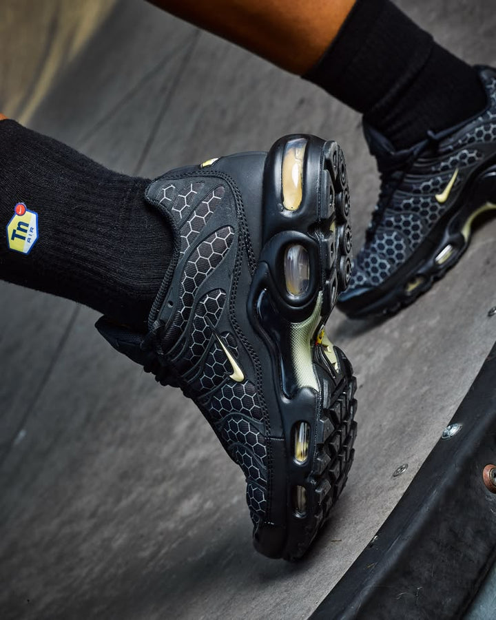 Nike Air Max Plus Sneakers