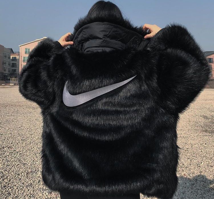 Nike Jackets – Premium Streetwear & Sports Luxury