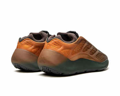 Adidas YEEZY 700 V3 "Copper Fade" sneakers