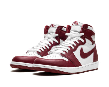 Buty sportowe Air Jordan 1 Retro High OG „Team Red”