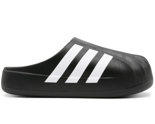 Klapki adidas Superstar z noskiem w kształcie muszli