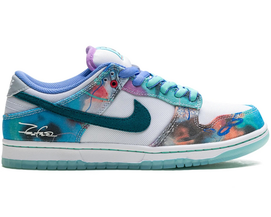Buty sportowe Nike x Futura Laboratories SB Dunk Low "Bleached Aqua"
