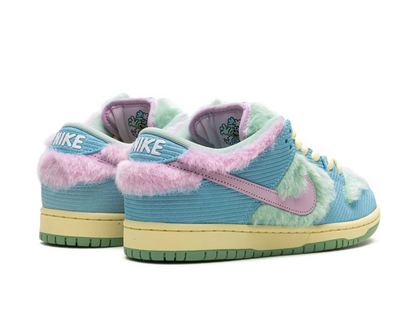 Nike SB Dunk Low "Verdy Visty" sneakers