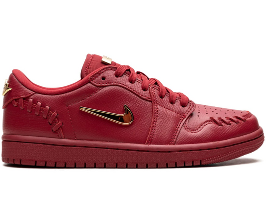 Metoda produkcji butów sportowych Air Jordan 1 Low w kolorze Gym Red