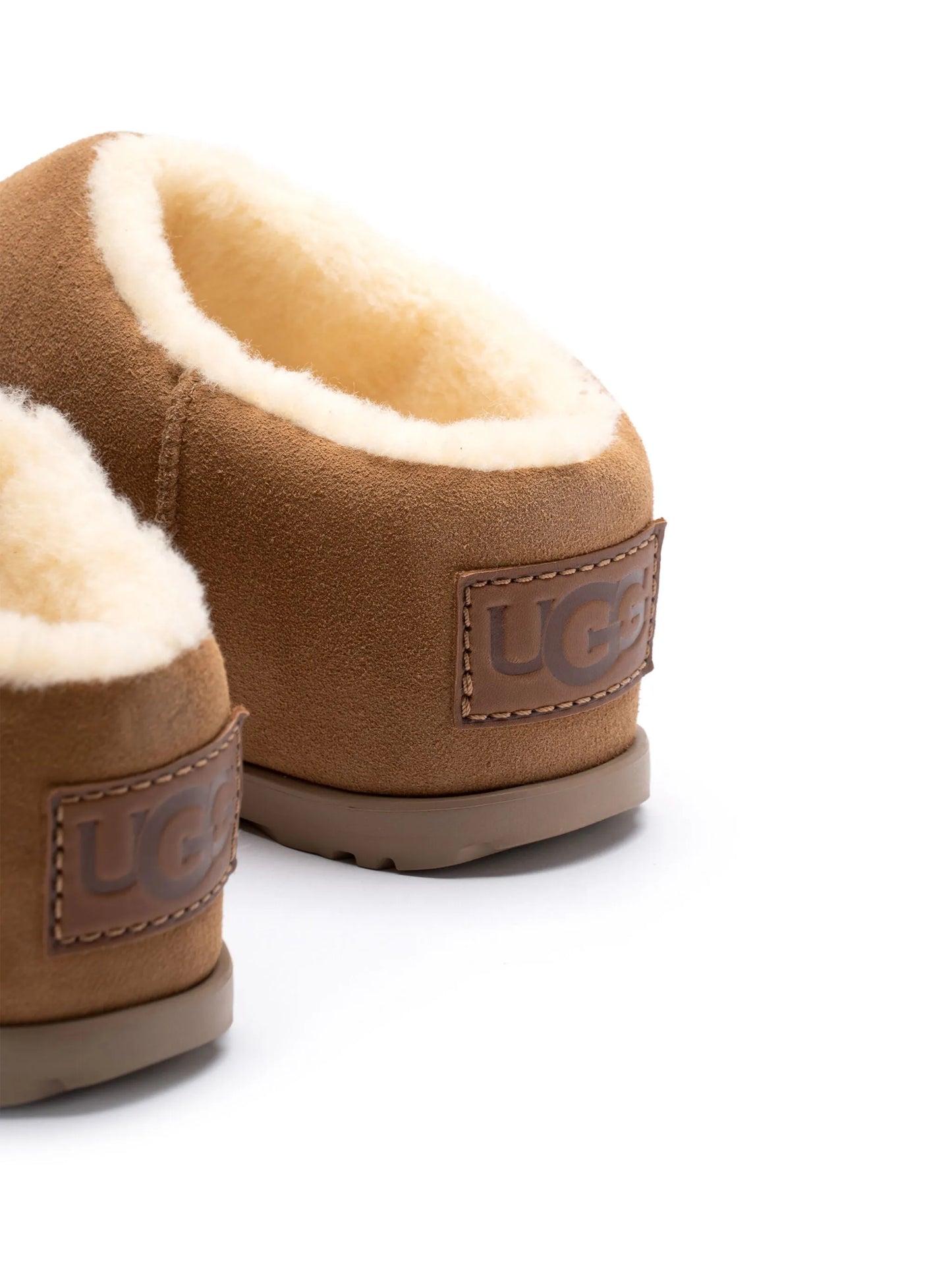 UGG Pumped Slippers “Chestnut” – Genuine Sheepskin Luxury Comfort | Luxem Swiss