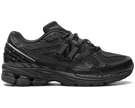 Buty sportowe New Balance 1906 „Tripple Black”