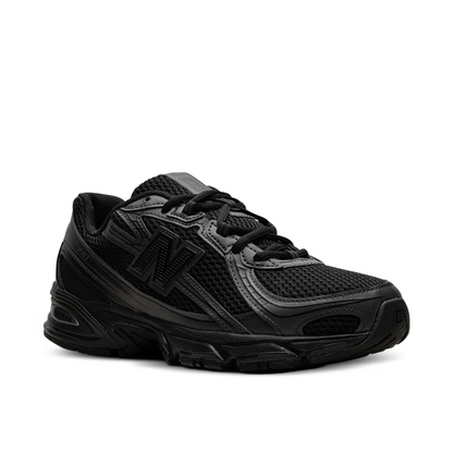 New Balance 740 Triple Black