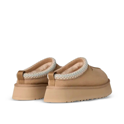 UGG Tazz II Platform Mules – Chestnut
