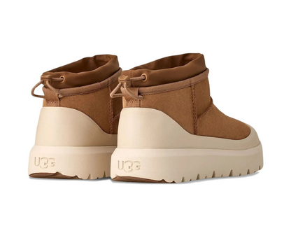 Zamszowe ultra mini buty UGG Stivale Basso „Kasztan / Whitecap” – nowy sezon | Luxem szwajcarski