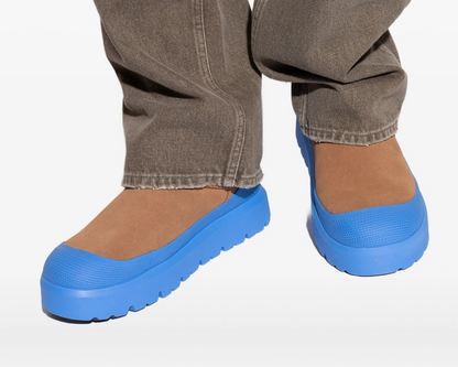 Botki UGG Suede Ultra Mini „Electric Blue Sole” – nowy sezon | Luxem szwajcarski