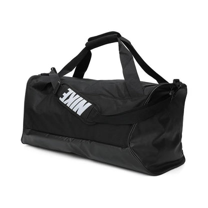 Czarna torba sportowa Nike