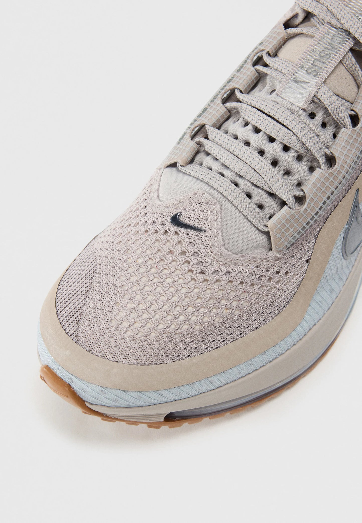 Nike Pegasus Premium Grey Road Running Shoes – Comfort & Performance