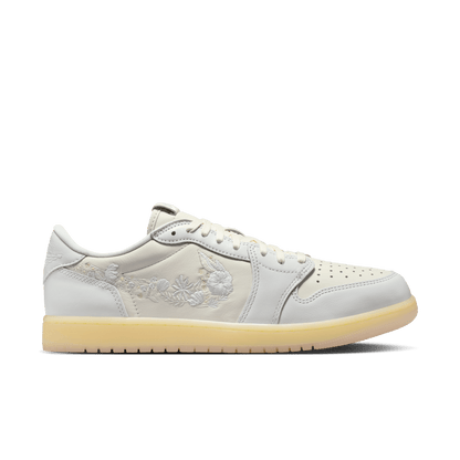 Jordan 1 Retro Low OG Rabbit Floral Swoosh – IF4391-100-43 – product image