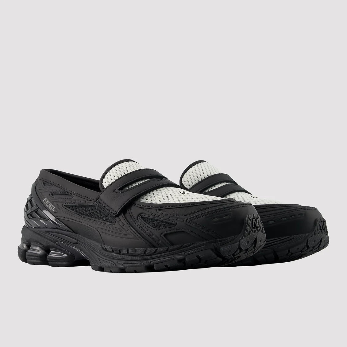 New Balance 1906L Black Angora – Loafers
