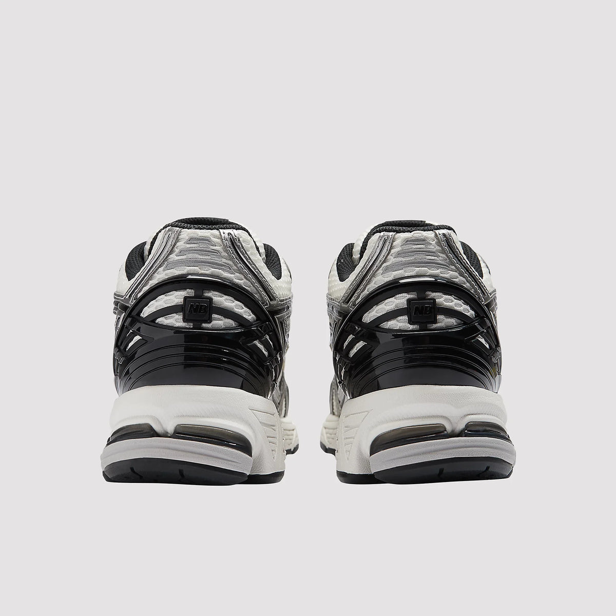 New Balance 1906R Silver Black – M1906RER-37 – product view 4