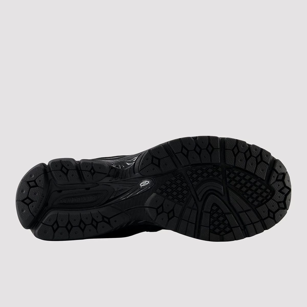 New Balance 2002R Mesh Black Metallic – M2002WB-40 – product view 4