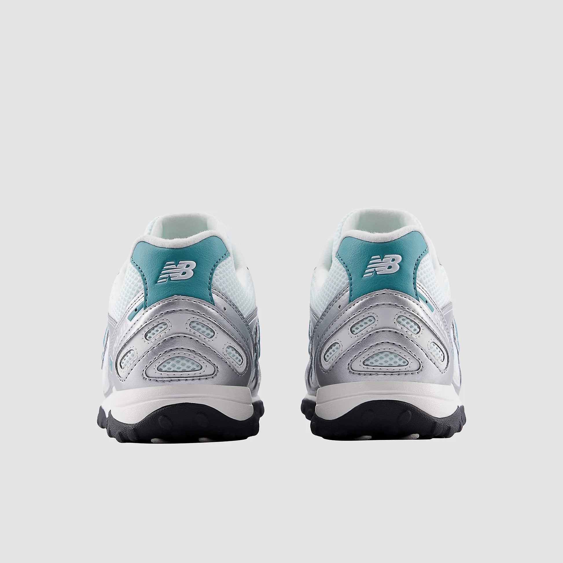 New Balance 204L Light Silver Metallic – U204L7A8-36 – product view 4
