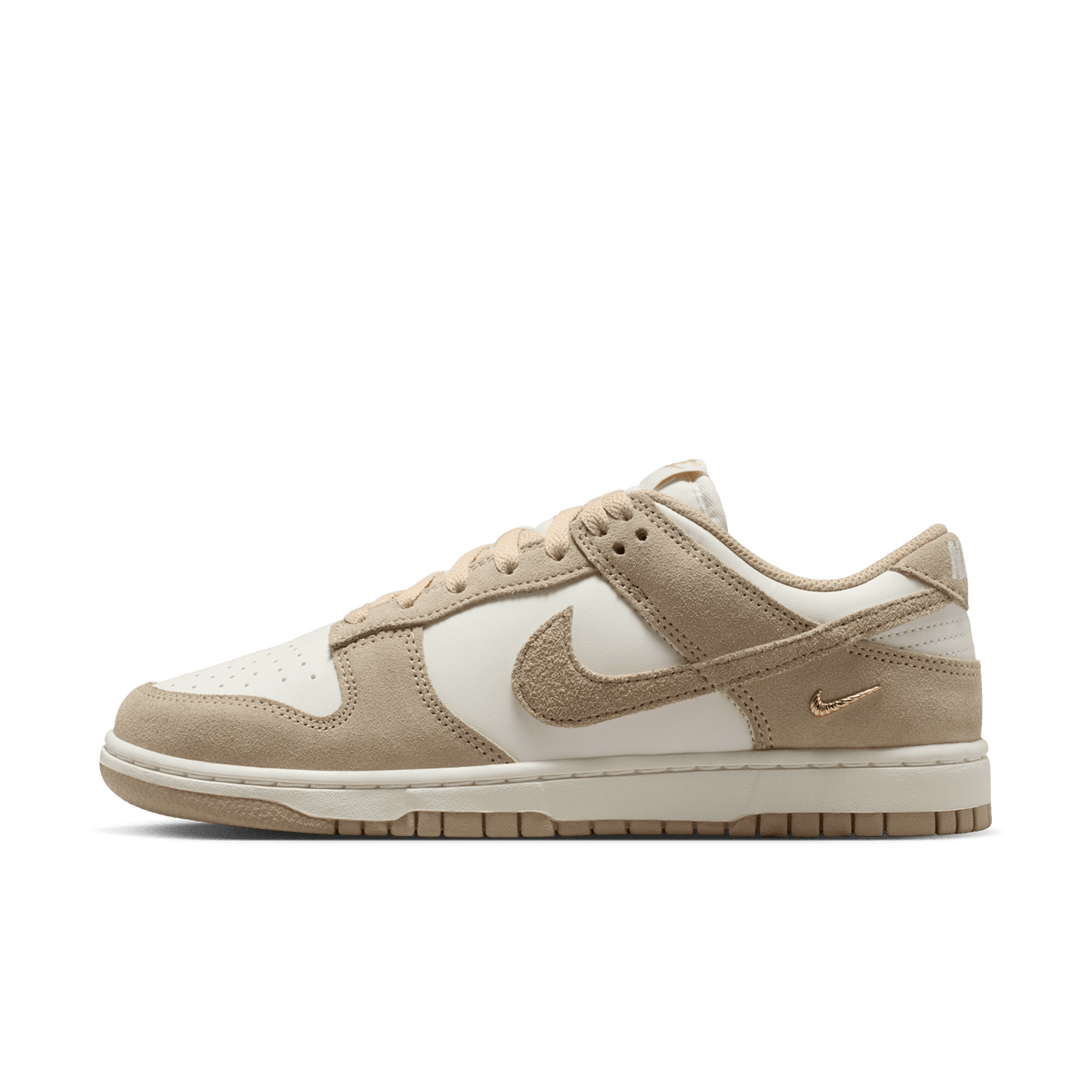 Nike Dunk Low 'Sail White Metallic Gold' (Women's) – IO4244-101-37.5 – product view 5