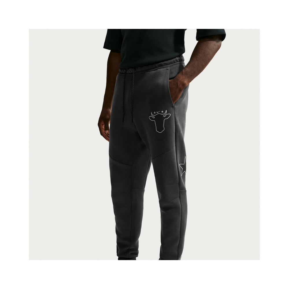Nike Energy x Wagyu Tech Fleece Joggers Black – IV4835-060-XS – product image