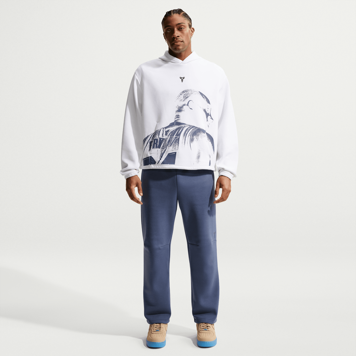 Nike Kobe Dri-FIT Fleece Pullover Basketball Hoodie White – IQ0949-100-L – product image
