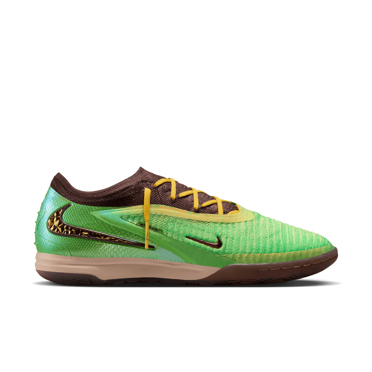 Nike Phantom 6 Low Elite IC SE Travis Scott – IV2037-900-40.5 – product image