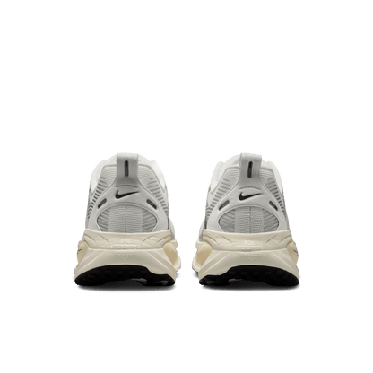 Nike Vomero 18 Summit White Coconut Milk – HM6803-101-45 – product view 4