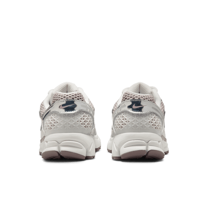 Nike Zoom Vomero 5 Metallic Silver Platinum Violet (Women's) – HV6417-001-44 – product view 3