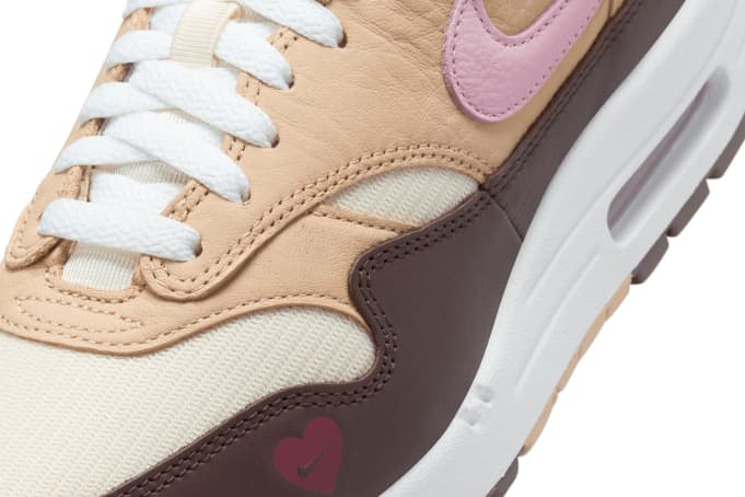 Nike WMNS Air Max 1 'Valentine's Day'
