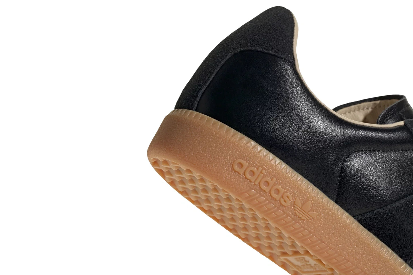 adidas BW Army Lux – Core Black / Gum