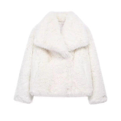 Plush Faux-Fur Short Winter Jacket – Elegant Warm Edition