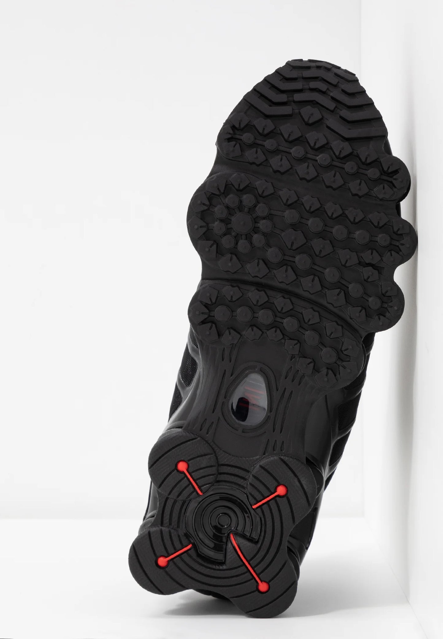 Nike SHOX TL Low Black Sneakers | Luxem Swiss