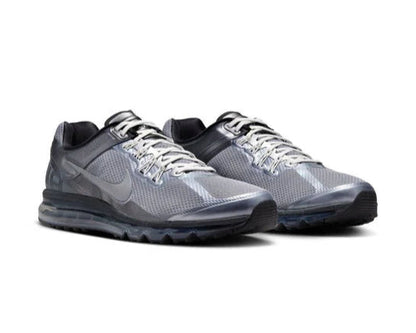 The Nike Air Max 2013 in dark grey