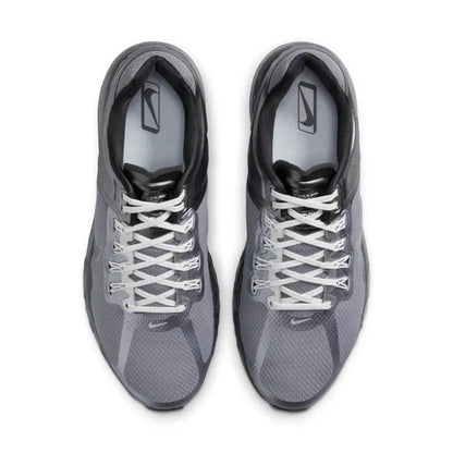 The Nike Air Max 2013 in dark grey