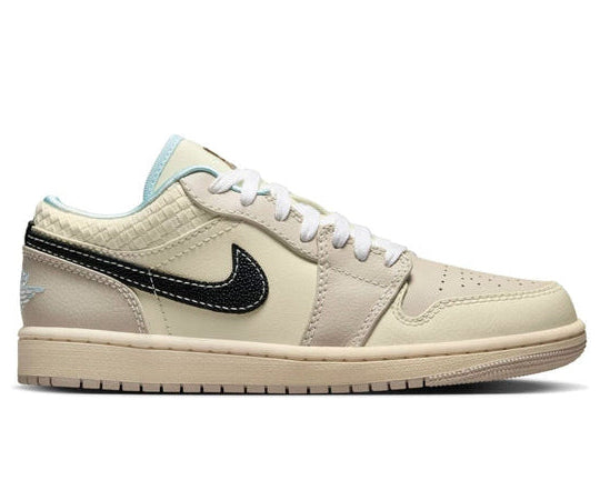 Air Jordan 1 Low SE Sanddrift Glacier Blue