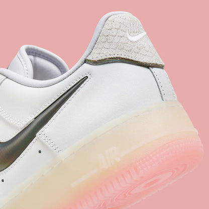 Buty sportowe Nike Air Force 1 Low „Rok Smoka”