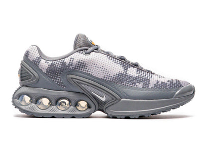 Nike Air Max Dn „Cool Grey / Photon Dust / Metallic Silver” – Futurystyczna energia streetwearu