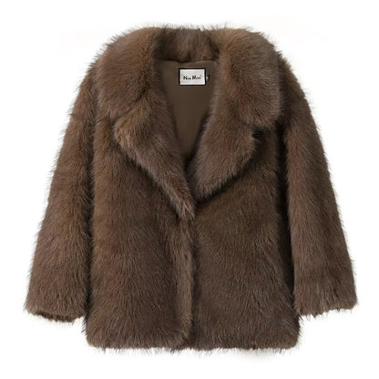 Plush Faux-Fur Winter Jacket – Short Elegant Edition